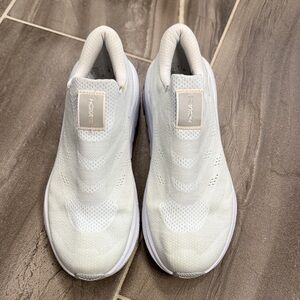 Hoka One One White Cavu 3 Slip On Water Beach 8.5 Athletic Shoes